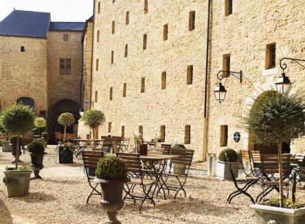 The Hôtels & Patrimoine Group Hotels & Heritage which runs the 4-star hotel at the Sedan fortified castle will soon have two additional addresses in France