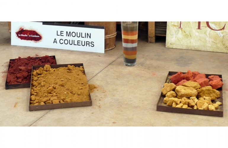 Les 18 et 19 janvier 2020, le Moulin à couleurs, dernière fabrique de pigments en France, a représenté les Ardennes à l’exposition Fabriqué en France au Palais de l'Elysée